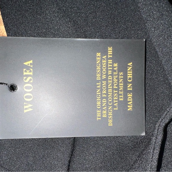 Elegant Black Maxi Dress - Picture 3 of 4